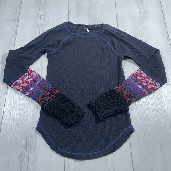 Free People Women's Small In The Mix Cuff Top Navy Blue Thermal Boho Long Sleeve - Picture 1 of 12
